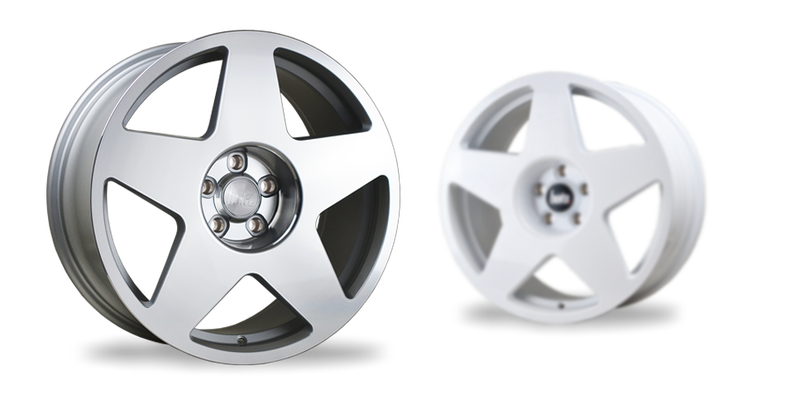 Illustration for article titled Wheel options in 90's BTCC style